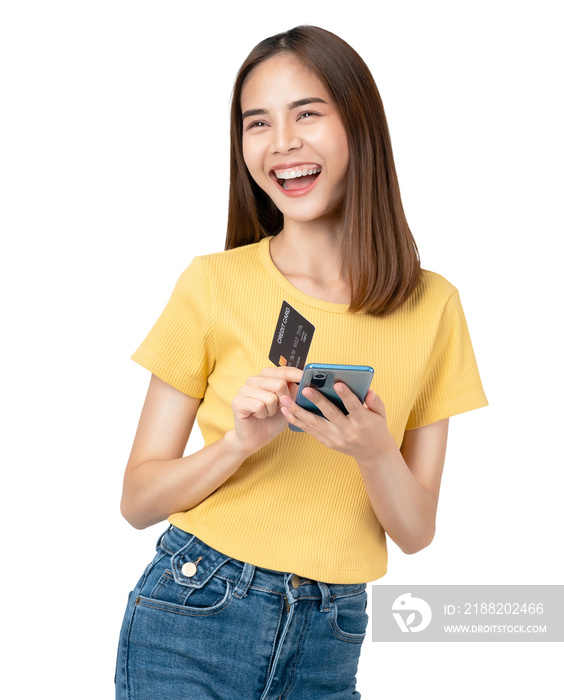 Cheerful young Asian woman holding smartphone with show mockup credit card on screen background, PNG transparent.