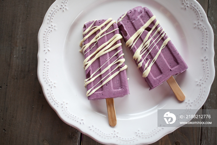 Blueberry popsicle