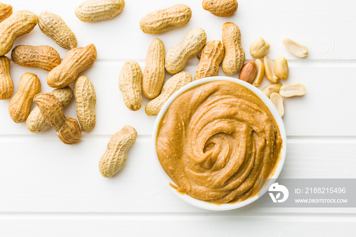 Creamy peanut butter and peanuts.