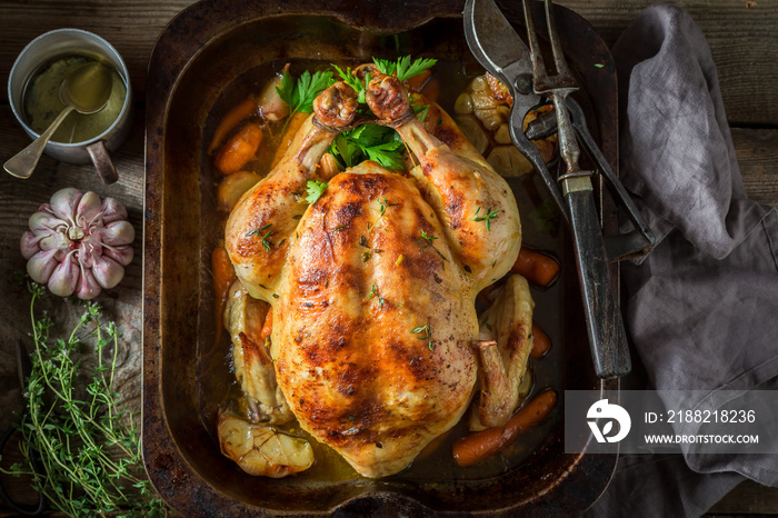 Tasty grilled chicken with thyme and garlic