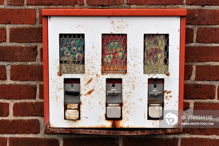 An image of a gum machine