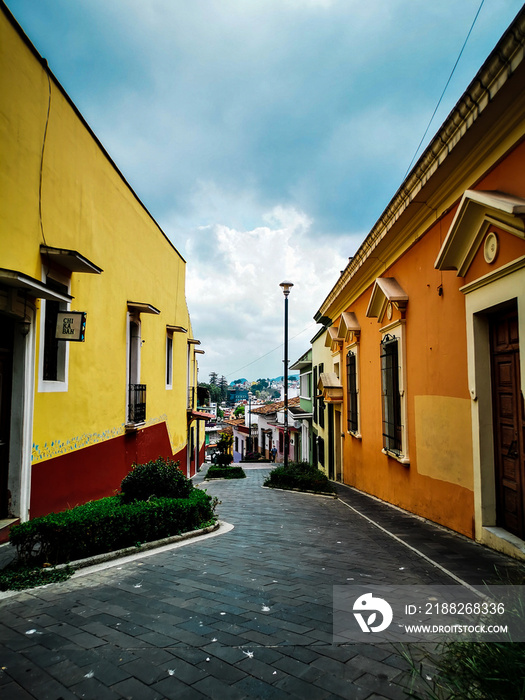 houses on the street Xalapa