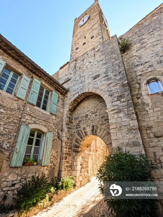 Vézénobres vila medieval de pedra no sul da França