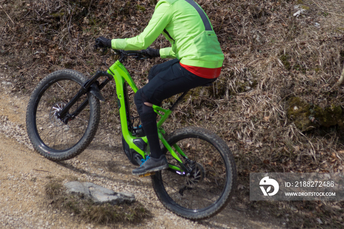 cyclist people enjoy outdoor wanderlust with their ebikes mountainbikes