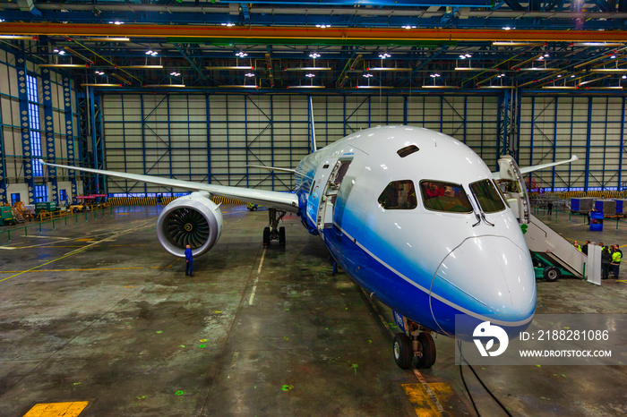 Dublin, Boeing 787 Dreamliner, Dublin Airport Unidentified Boeing employees continue work building a Boeing 787 jets	l