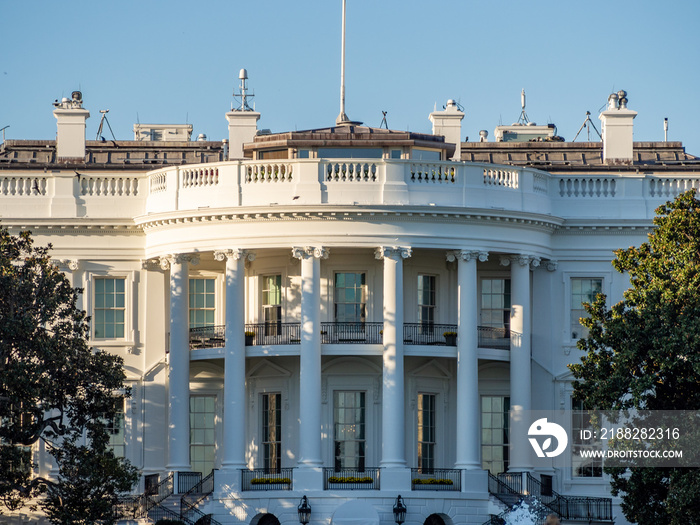 Washington DC, District of Columbia, United States of America [ US White House, lawn and garden behind the fence, tourist visitors in the street ]