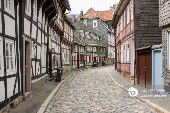 A street with fahwerk buildings in Goslar, Germany