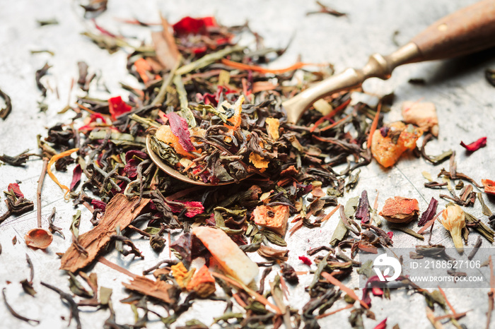 Fruit Tea blend on spoon