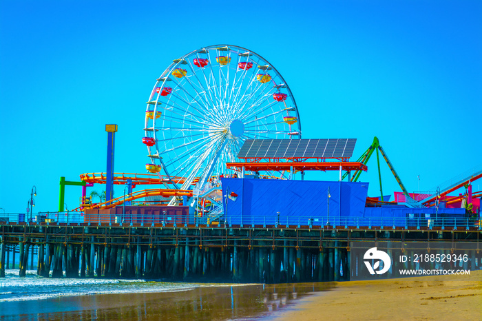 Clear sky over Santa Monica amusement park