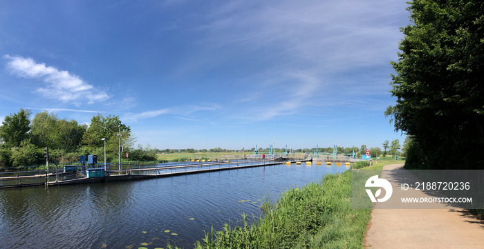 River lock at the Old ijssel around Doetinchem