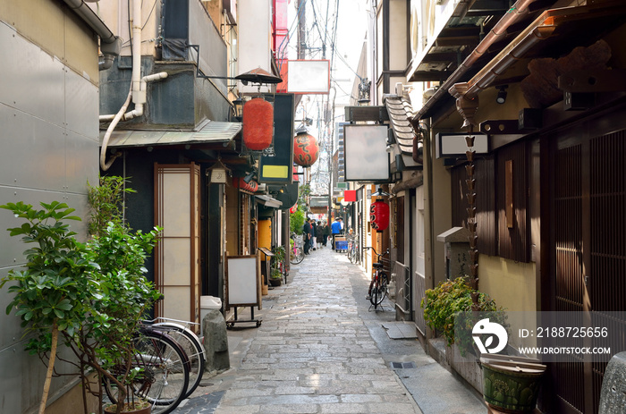 大阪　法善寺横丁