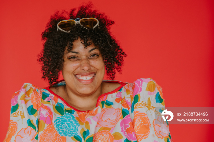 closeup of a plus size black person smiling