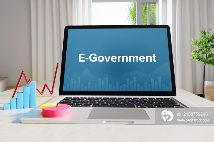 E-Government – Business/Statistik. Laptop im Büro mit Begriff auf dem Monitor. Finanzen, Wirtschaft, Analyse