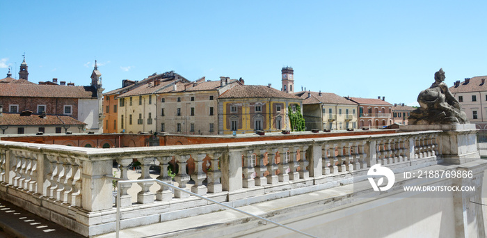 The royal red castle of Racconigi is located in the province of Cuneo in Piedmont, but close to Turin. It is a Savoy residence from the fourteenth century.