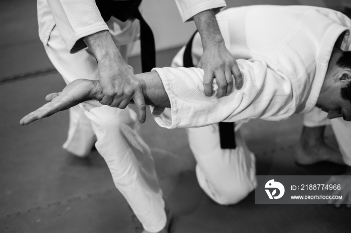 Fight between two aikido fighters