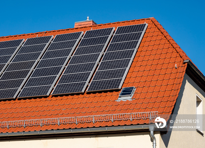 Solardach auf einem Haus