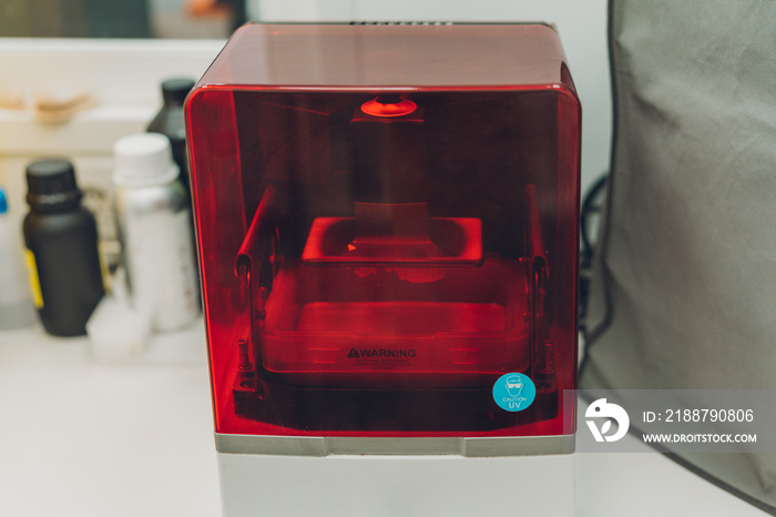 Three-dimensional dental printer in a dental laboratory