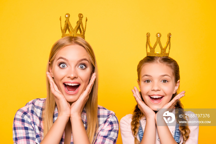 Wow yes delight pleasure! Two impressed people adult mom mum mommy concept. Close up portrait of beautiful cute lovely sweet gorgeous gesturing girls with opened mouths isolated on bright background