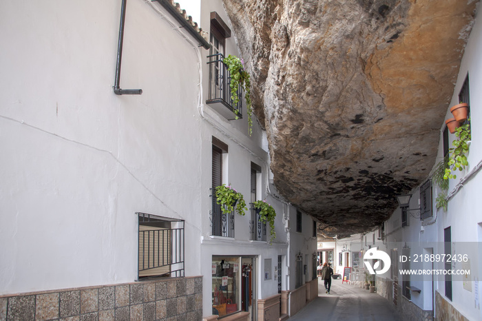 Pueblos de la provincia de Cádiz en Andalucía, Setenil de las Bodegas