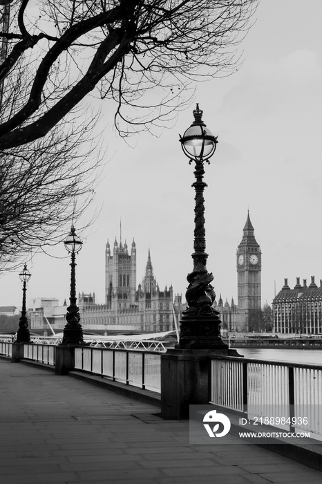 RETRO VINTAGE PHOTO FILTER EFFECT: Lamp on South Bank of River Thames with Big Ben and Palace of Wes