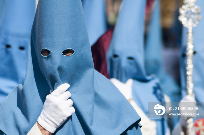 Nazarenos de la hermandad de San Esteban, semana santa de Sevilla