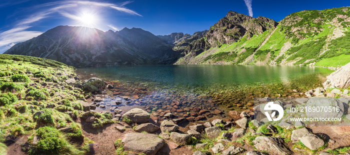 波兰山脉Czarny Staw Gasienicowy日出全景