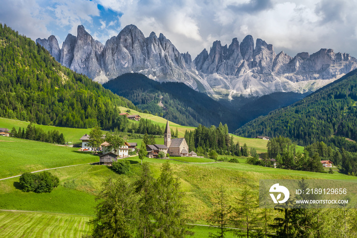 Val di Funes，南蒂罗尔，意大利