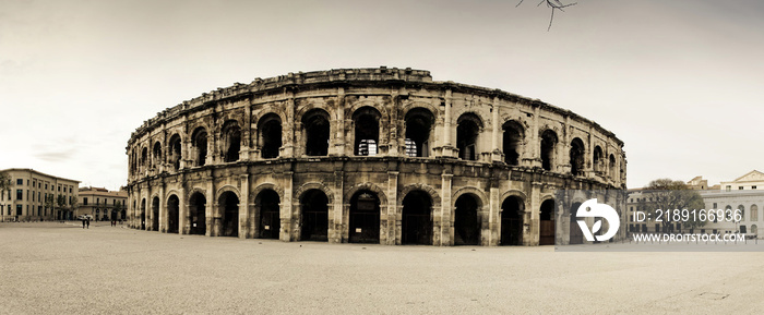 Les arènes de Nîmes