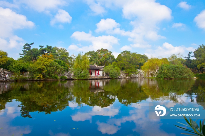 江苏省无锡太湖湖畔--蠡湖景观