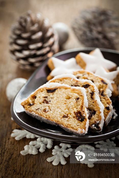 Weihnachtsstollen