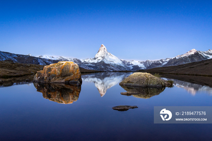 在den Schweizer Alpen的Matterhorn和Stellisee