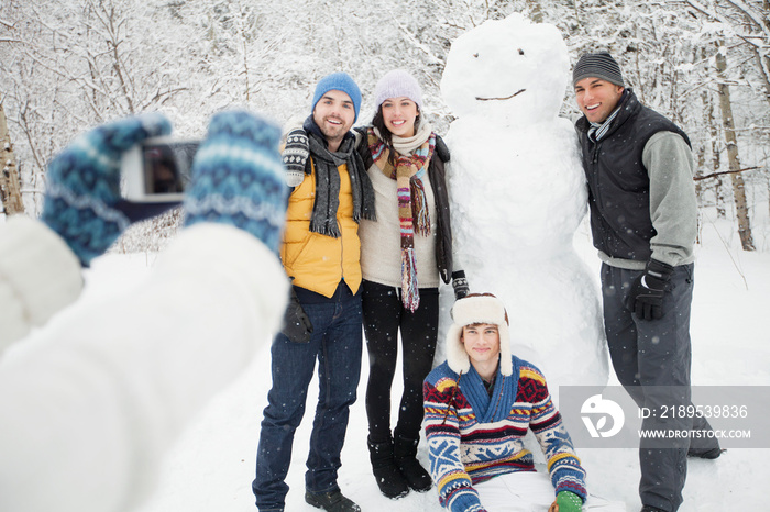 与雪人合影