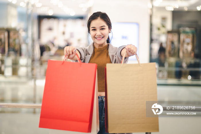 Shopping woman