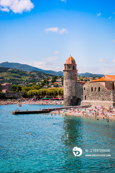 Léglise Notre-Dame-des-Anges à Collioure la perle de la côte vermeille