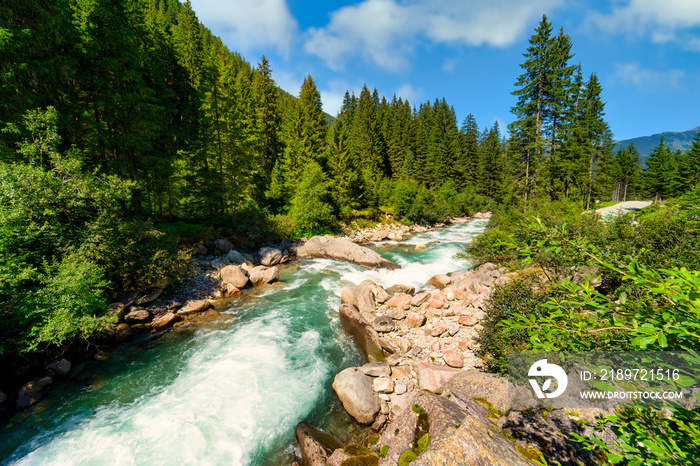 An den Krimmler Wasserfällen