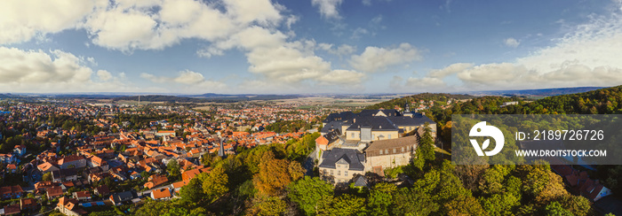 großes Schloss Blankenburg Harz Luftbild