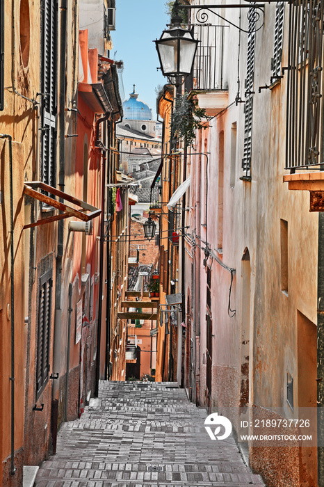 意大利阿布鲁佐基耶蒂Lanciano：老城区的狭窄小巷