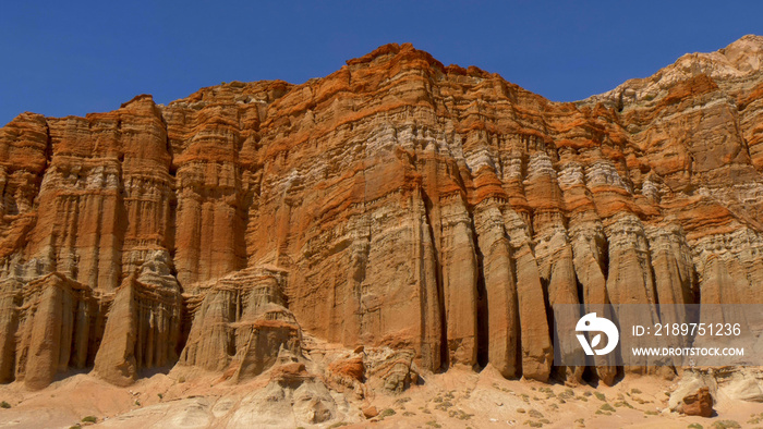 红岩峡谷州立公园风景优美的沙漠悬崖和山丘