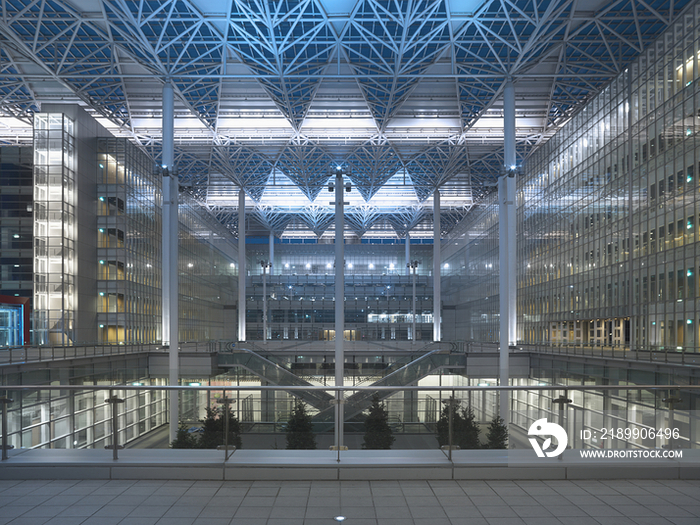 Modern courtyard with walkway in office building