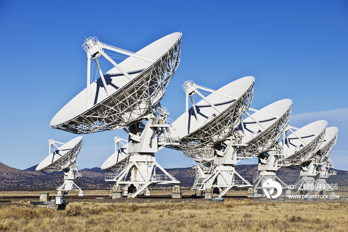 Radio telescopes in the landscape in New Mexico
