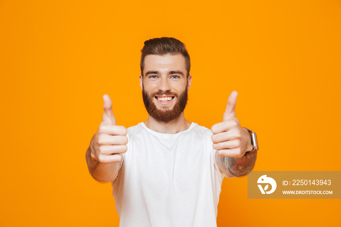 Portrait of a cheerful young man wearing casual clothes