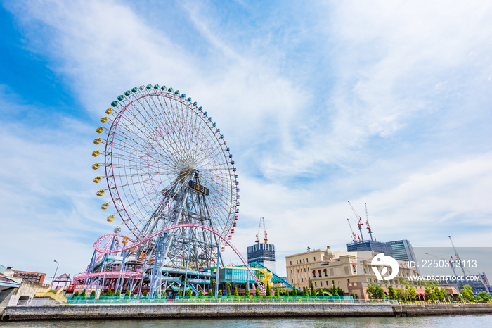 横浜みなとみらい　Ferris wheel  in Minatomirai, Yokohama