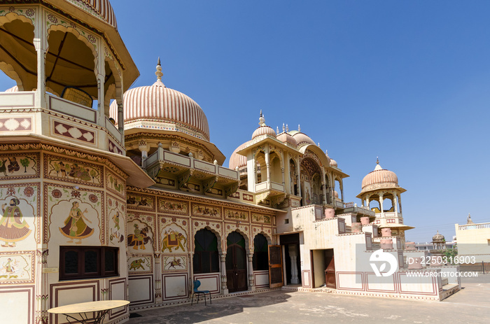 Old Haweli/Haveli house in Mandawa a medieval city in Rajasthan state in India.