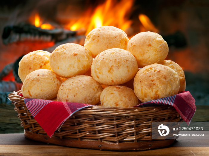 Brazilian snack cheese bread