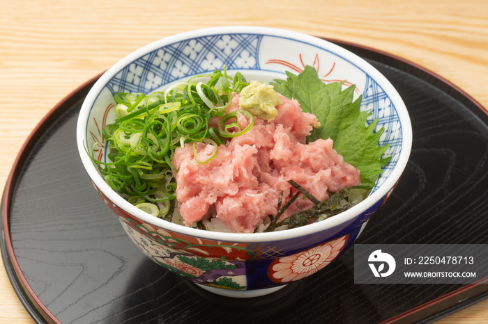 ネギトロ丼