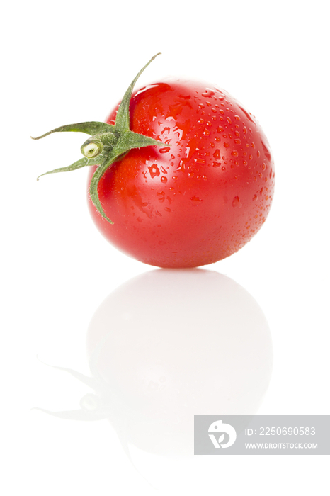 新鲜的小番茄