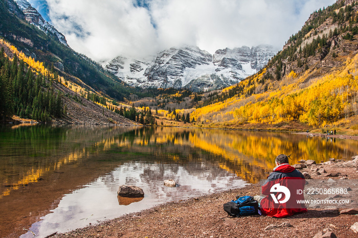 Fall foliage at Maroon Bells, Aspen, Colorado