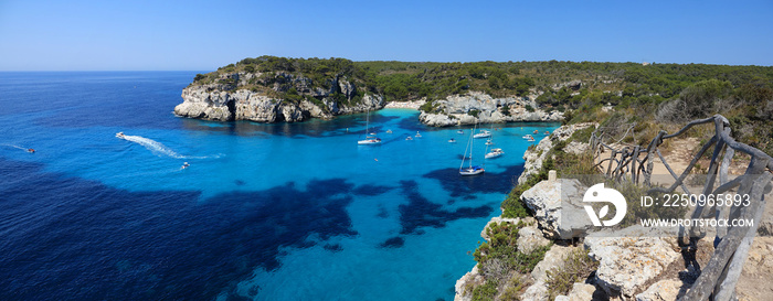 Vue panoramique dun paysage méditerranéen