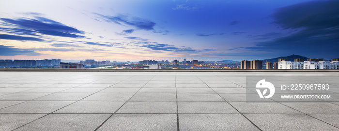 现代城市的空层与城市景观