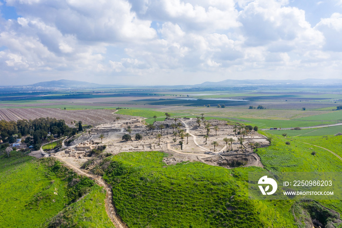 Tel Megiddo国家公园，在希腊语中也被称为世界末日，一个预言中的战争城镇